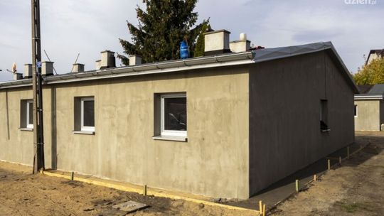 Remont lokali socjalnych przy ul. Płońskiej w Ciechanowie – nowa estetyka i wyższa efektywność energetyczna