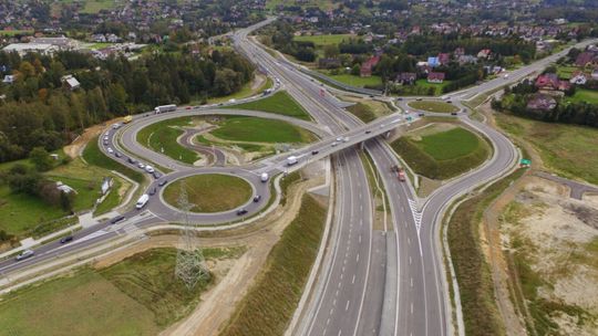 Rośnie ruch na drogach krajowych. Publikujemy najnowsze dane GDDKiA
