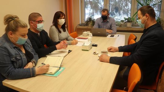 Rozbudowa drogi powiatowej Opinogóra-Długołęka. Wycięto 30% drzew