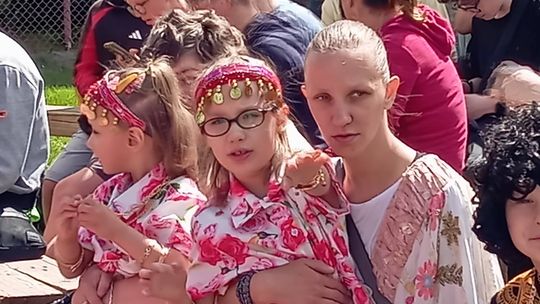 Rozśpiewany Joniec: Cygańskie rytmy i integracja na powiatowym konkursie piosenki