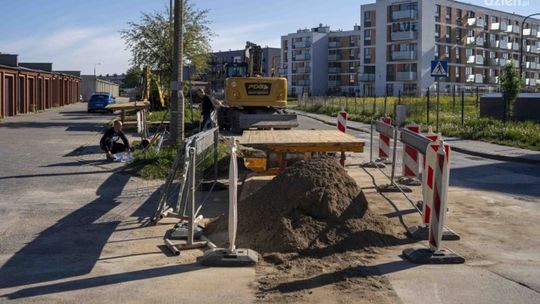 Ruszyła przebudowa ul. Szwanke w Ciechanowie. Będzie nowa jezdnia, ścieżki rowerowe i oświetlenie