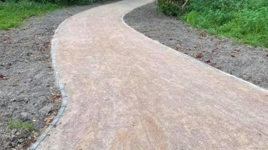 Ścieżki pieszo-rowerowe na Kąpielisku Krubin już prawie ukończone