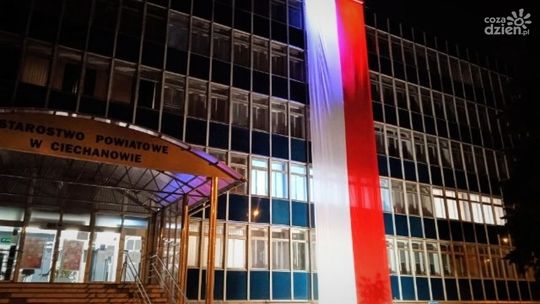 Starostwo Powiatowe w Ciechanowie uczciło Narodowe Święto Niepodległości