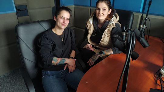 Sylwia Bobińska tatuuje a Katarzyna Zaborowska "piercinguje" i to jak!!!