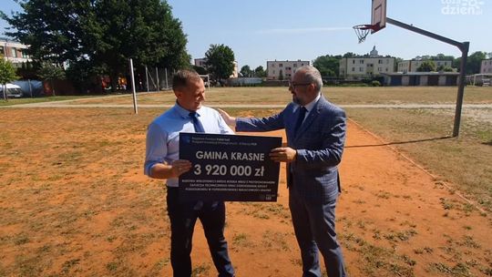 Szkoła Podstawowa w Krasnem doczeka się wielofunkcyjnego boiska 