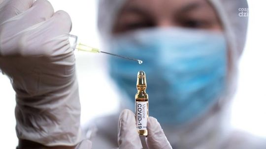Szpital w Ciechanowie. Opóźnienia w dostawach kolejnej partii szczepionek. Znamy szczegóły!