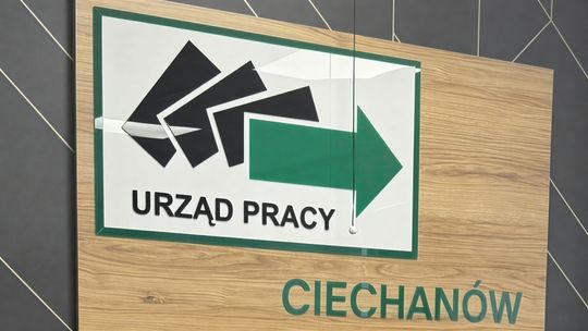 Tabliczka z napisem Urząd Pracy Ciechanów
