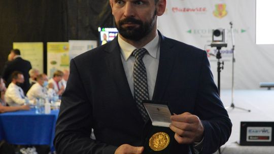 Szymon Kołecki z kolejnym wyróżnieniem. Odebrał je w Ciechanowie!