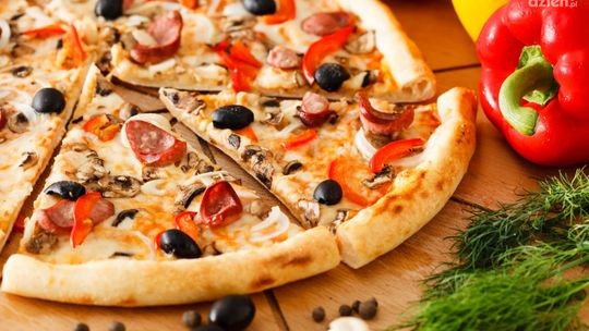 Szymon Ogonowski i pizza po przasnysku???