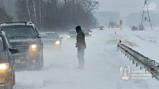 Terytorialsi przyszli z pomocą kierowcom