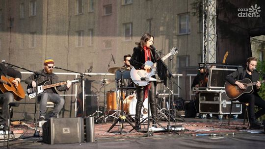 To koniec "Koncertowania pod blokiem"