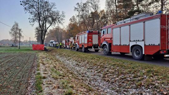 Tragedia pod Nasielskiem, kierowca spłonął w aucie