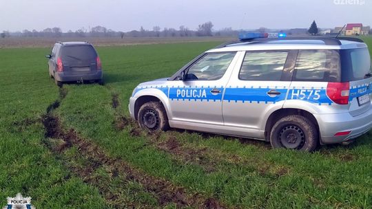 Ukradł matce samochód! Młodzieńcowi nie udało się uciec przed policją