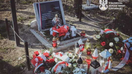 Uroczystości ku czci patrona 5MBOT ppor. „Roja” i jego podkomendnego.