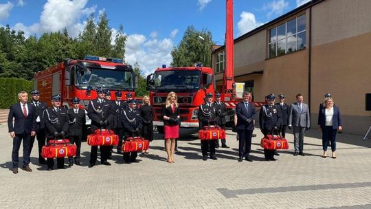 Uroczysty apel z udziałem wiceministra
