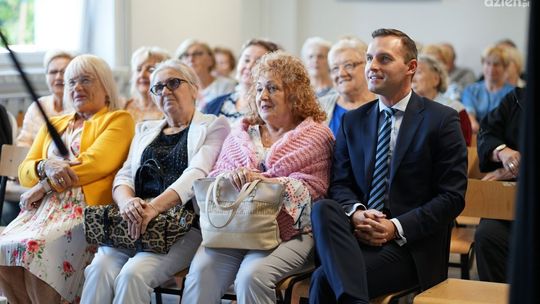 W inauguracji nowego roku akademickiego na ciechanowskim Uniwersytecie Trzeciego Wieku wziął udział prezydent Krzysztof Kosiński