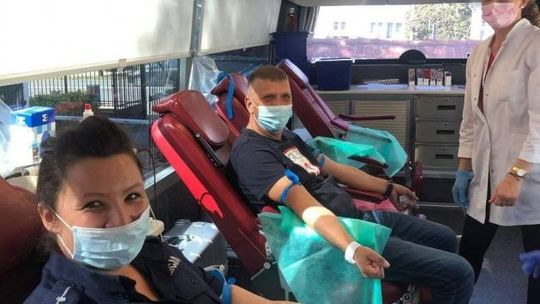 W Komendzie Powiatowej Policji w Ciechanowie popłynęła krew! 