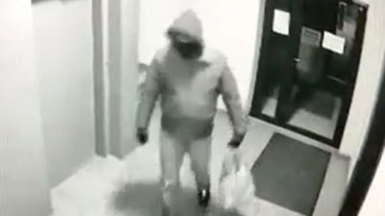 W Przasnyszu ukradł wózek i rower dziecięcy, szuka go policja