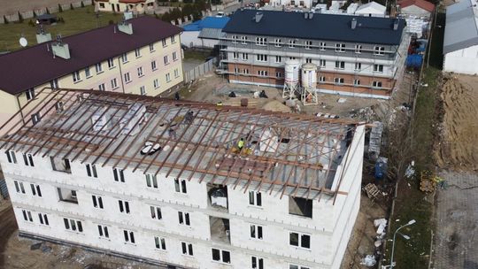 W Raciążu budują 42 mieszkania komunalne. Jeden blok będzie gotowy w czerwcu
