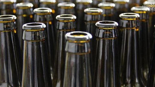W sumie ukradł 46 butelek alkoholu. Został zamknięty w ... sklepie