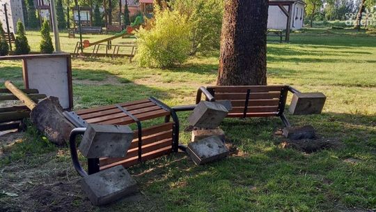 Wandale zaatakowali Koziczyn. Wójt: Jeśli ktokolwiek widział, proszę o kontakt