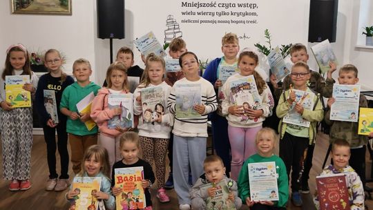 Warsztaty z psem terapeutycznym w Bibliotece – dzieci uczyły się empatii i odpowiedzialności