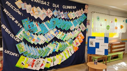Wernisaż u Pluszowego Misia „Dzieci dla Oliwiera”