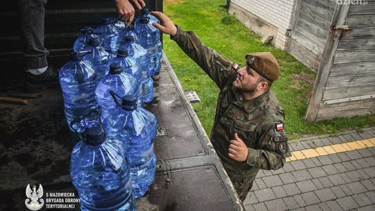 Wojsko dostarcza wodę mieszkańcom gminy Baboszewo