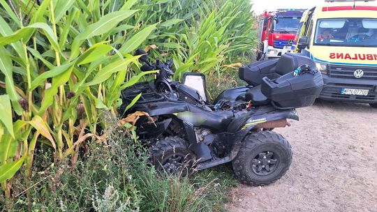 Wypadek quada w Kocięcinie Brodowym. 27-latek trafił do szpitala