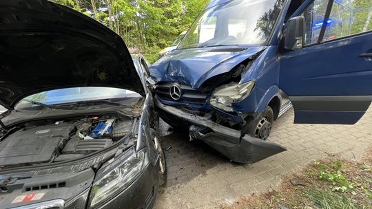 Wypadek. Uczniowie z Przasnysza nie dojechali na praktyki