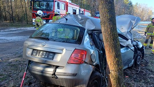 Wypadek w Kuskowie - Glinkach. Śmigłowiec zabrał ranną kobietę