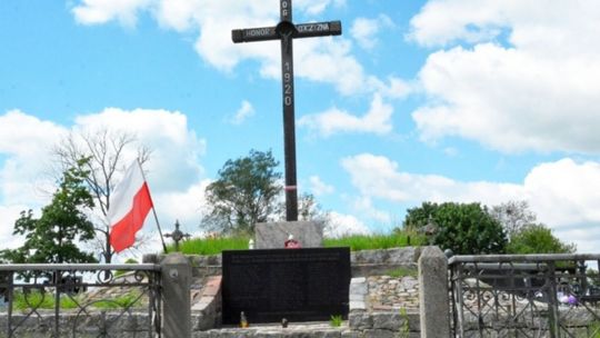 Wyremontują mogiłę