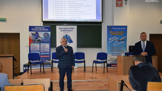 XI Akademickie Targi Pracy "Pokolenia XYZ - Komunikacja Międzypokoleniowa"