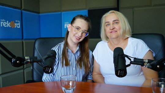 Danuta Krześniak i Justyna Cieszyńska w studiu Radia Rekord
