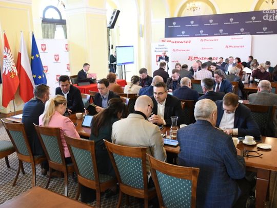 12 artystów z odznaką „Zasłużony dla Mazowsza”