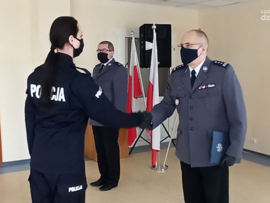 15 nowych policjantów w mazowieckiej policji. Ilu z nich trafi do Ciechanowa?
