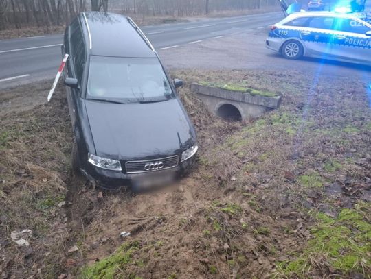3,5 promila w wydychanym powietrzu. Wpadł, bo wjechał do rowu