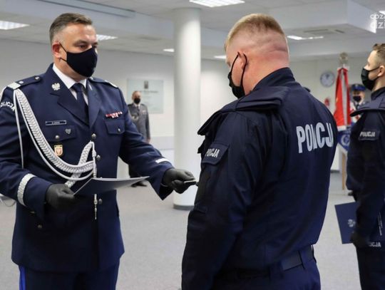36 policjantów złożyło ślubowania w garnizonie mazowieckim.