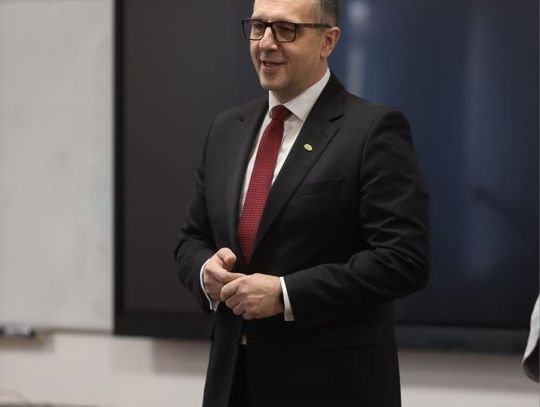 Adam Krzemiński: Pełna mobilizacja! Adam Krzemiński: Pełna mobilizacja!