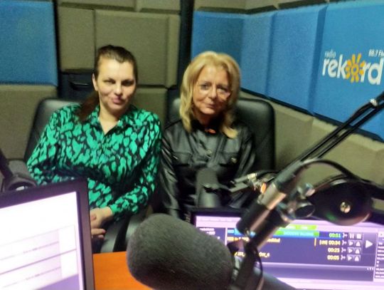Agnieszka Sobiesiak, Dorota Czarnecka, Stowarzyszenie Autentyczni i sobotni bal karnawałowy
