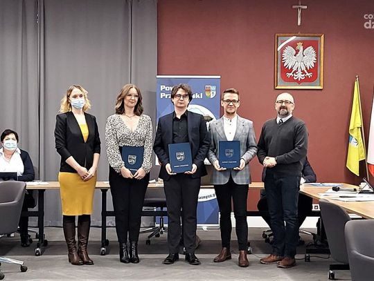 Aleksandra, Łukasz i Szymon - najbardziej uzdolnieni w powiecie przasnyskim