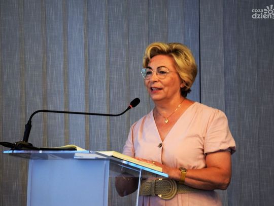 Anna Cicholska: Z Wami nie tylko przed wyborami