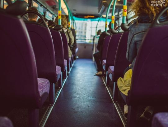 Autobusem po gminie Załuski?