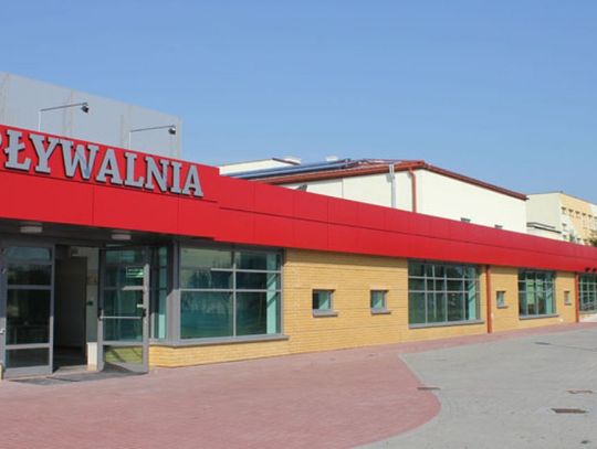 Basen kością niezgody. Spór władz Chorzel i powiatu przasnyskiego