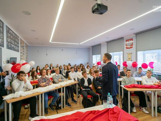 "Biały Krzyż" zwycięzcą patriotycznej ankiety
