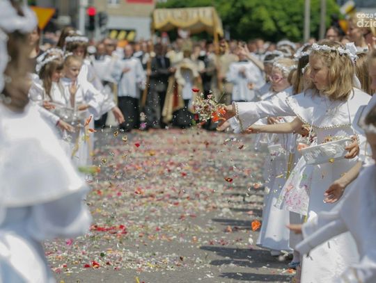 Boże Ciało bez procesji ulicami parafii