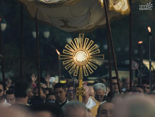 Boże Ciało - na Północnym Mazowszu podobnie jak w całej Polsce obchodzone jest z wielkim nabożeństwem 