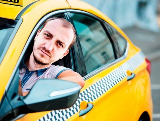 Burmistrz do wynajęcia. Łukasz Chrostowski znalazł nową pracę