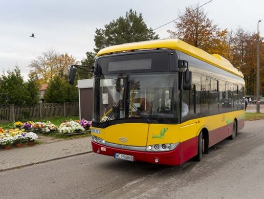 Ciechanów. Dodatkowe autobusy ZKM w okresie Wszystkich Świętych Ciechanów. Dodatkowe autobusy ZKM w okresie Wszystkich Świętych