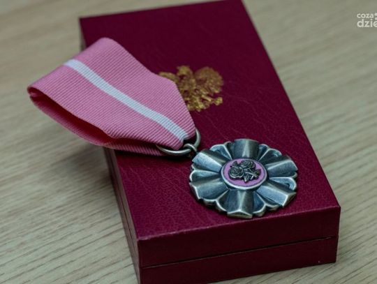 Ciechanów. Miasto przyzna medale dla małżeństw z długoletnim stażem!